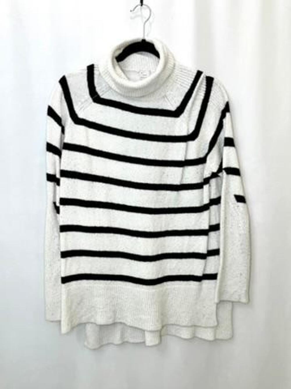 A New Day Striped Turtleneck Sweater Womens Medium White Black Knit Pullover